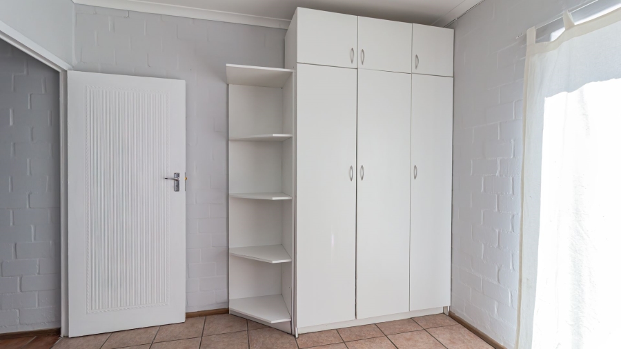 To Let 3 Bedroom Property for Rent in Waterfront Western Cape